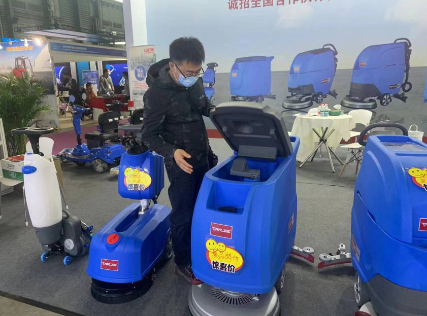 天水坦洁洗地机公司致力于电动洗地机的生产、销售和服务百家